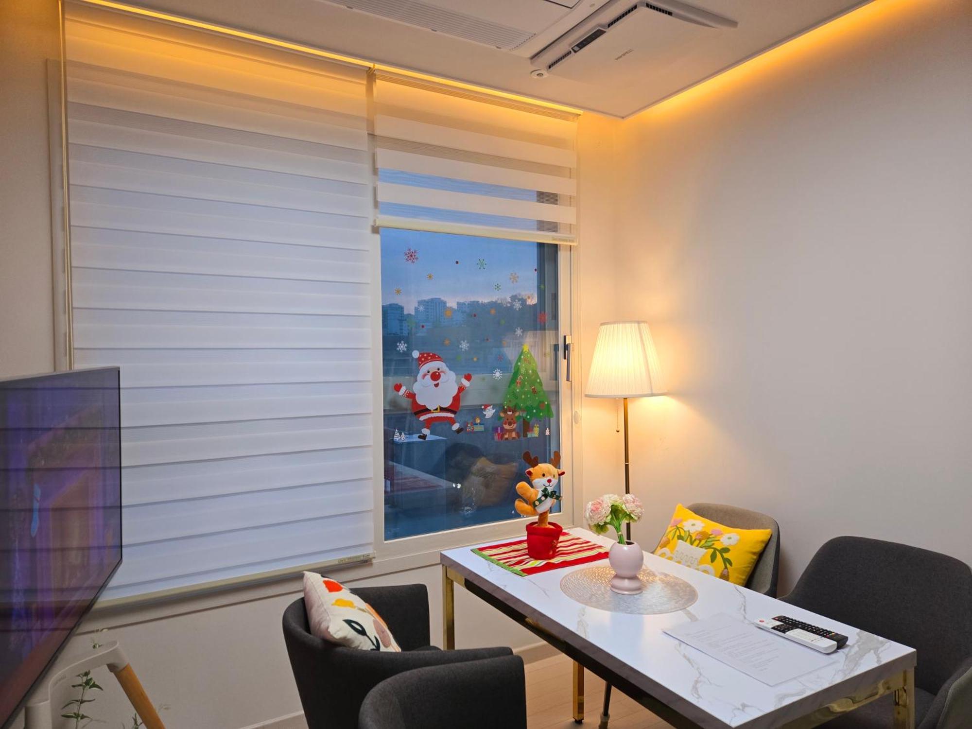 Gamseong House #gimpo Airport 10 Min #hwagok Station #netflix #beamprojet #niceview Apartemen *